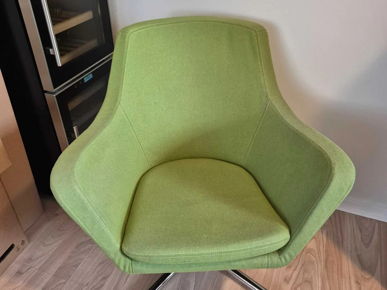 Billede 1 - Lænestol i uldstof