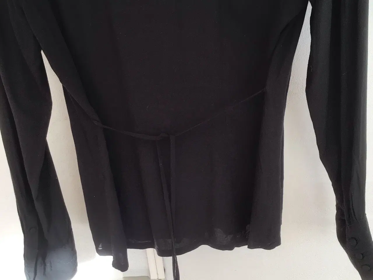 Billede 4 - Soya sort bluse. Str.m