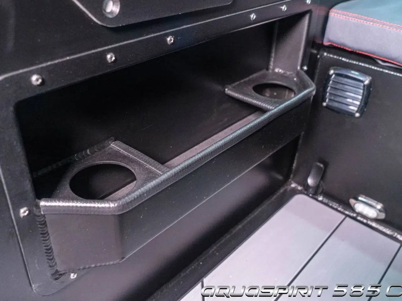 Billede 43 - Aqua Spirit 585CAC - 130 HK Yamaha/Udstyr