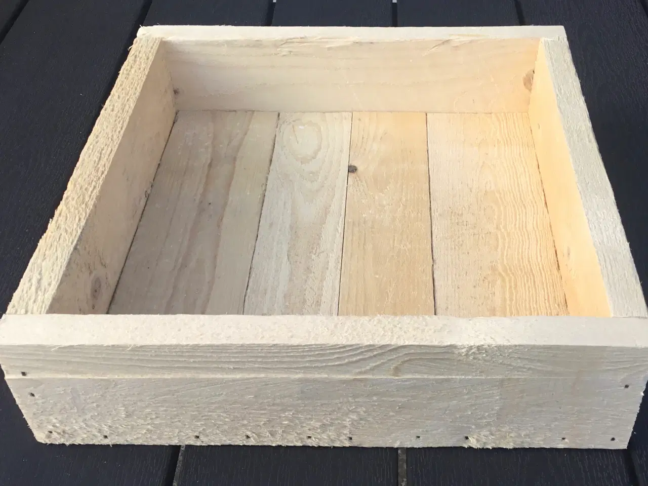 Billede 2 - Træ kasse / bakke 29,8 x 29,8