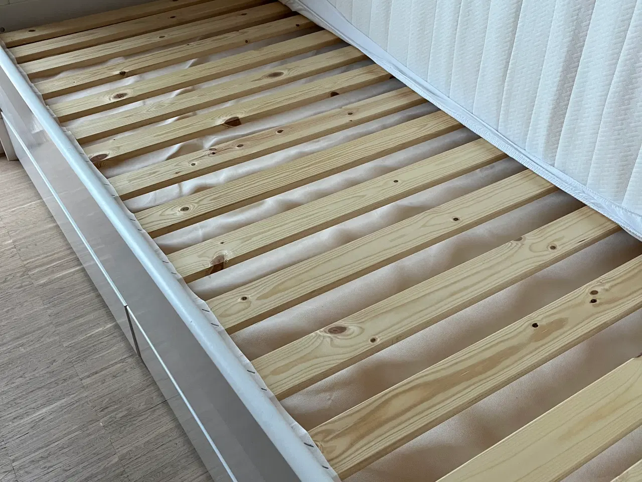 Billede 4 - Udtræksseng 90x200