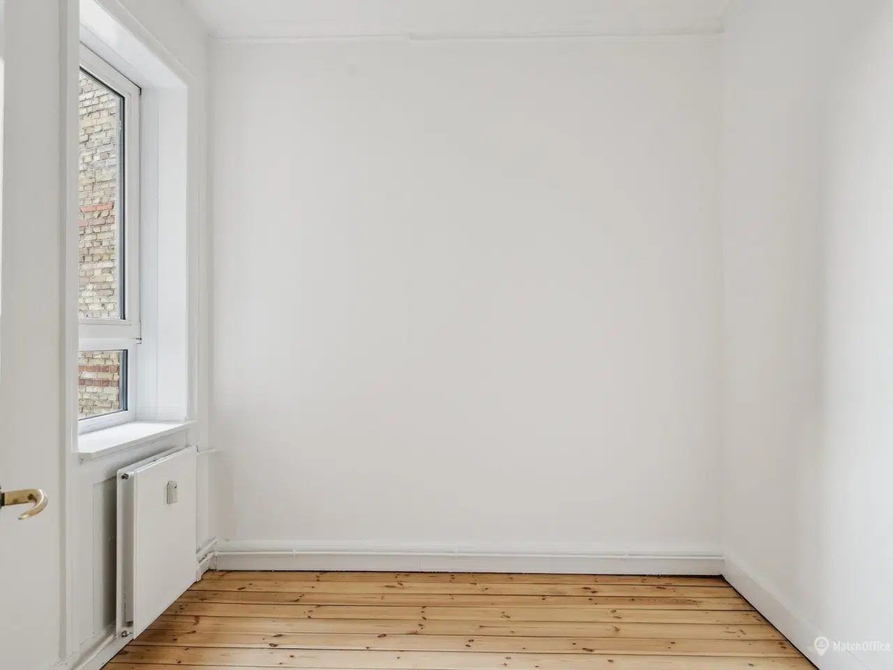 Billede 8 - Lyst, herskabeligt erhvervslejemål