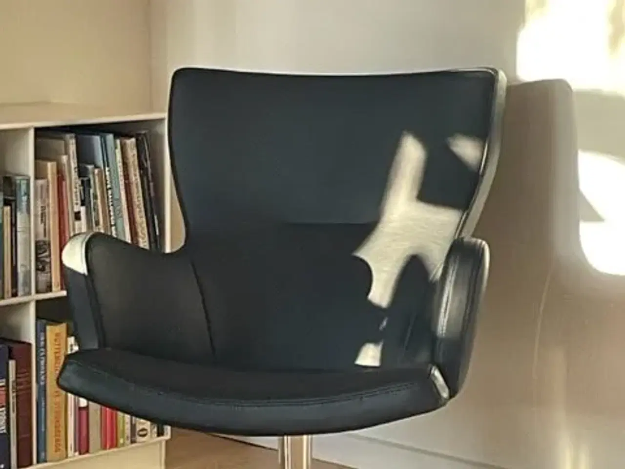 Billede 2 - 2 nye loungestole i læder 