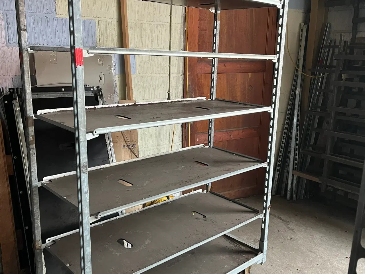 Billede 1 - Blomster containere