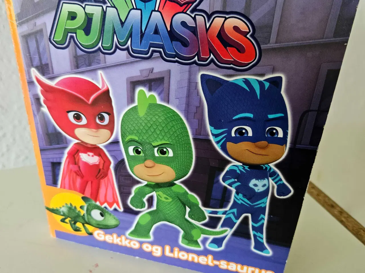 Billede 3 - 4 Pj mask bøger
