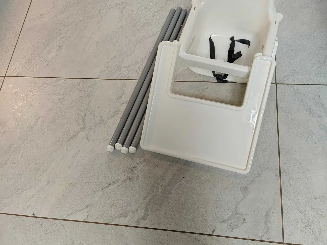 Billede 2 - Ikea højstol 