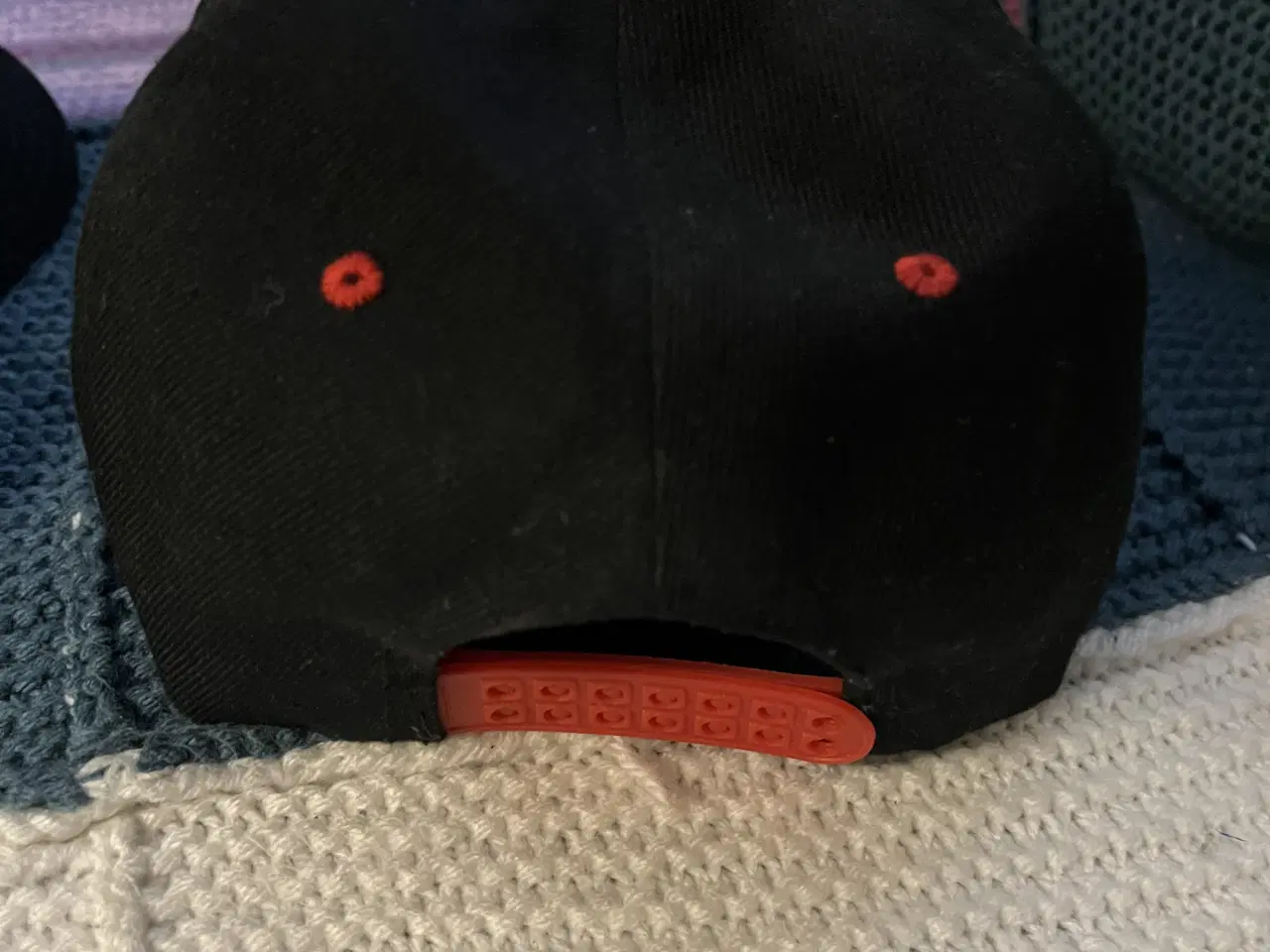 Billede 3 - Team Valor kasket 