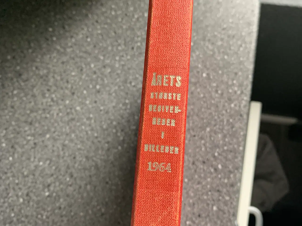 Billede 2 - Bog: årets største begivenheder i billeder 1964