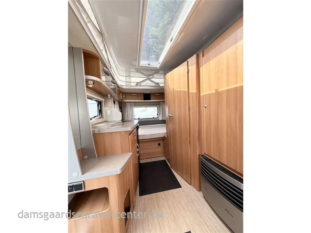 Billede 4 - 2015 - Hymer Feeling 425   Dobbeltseng-Mover-Let vogn