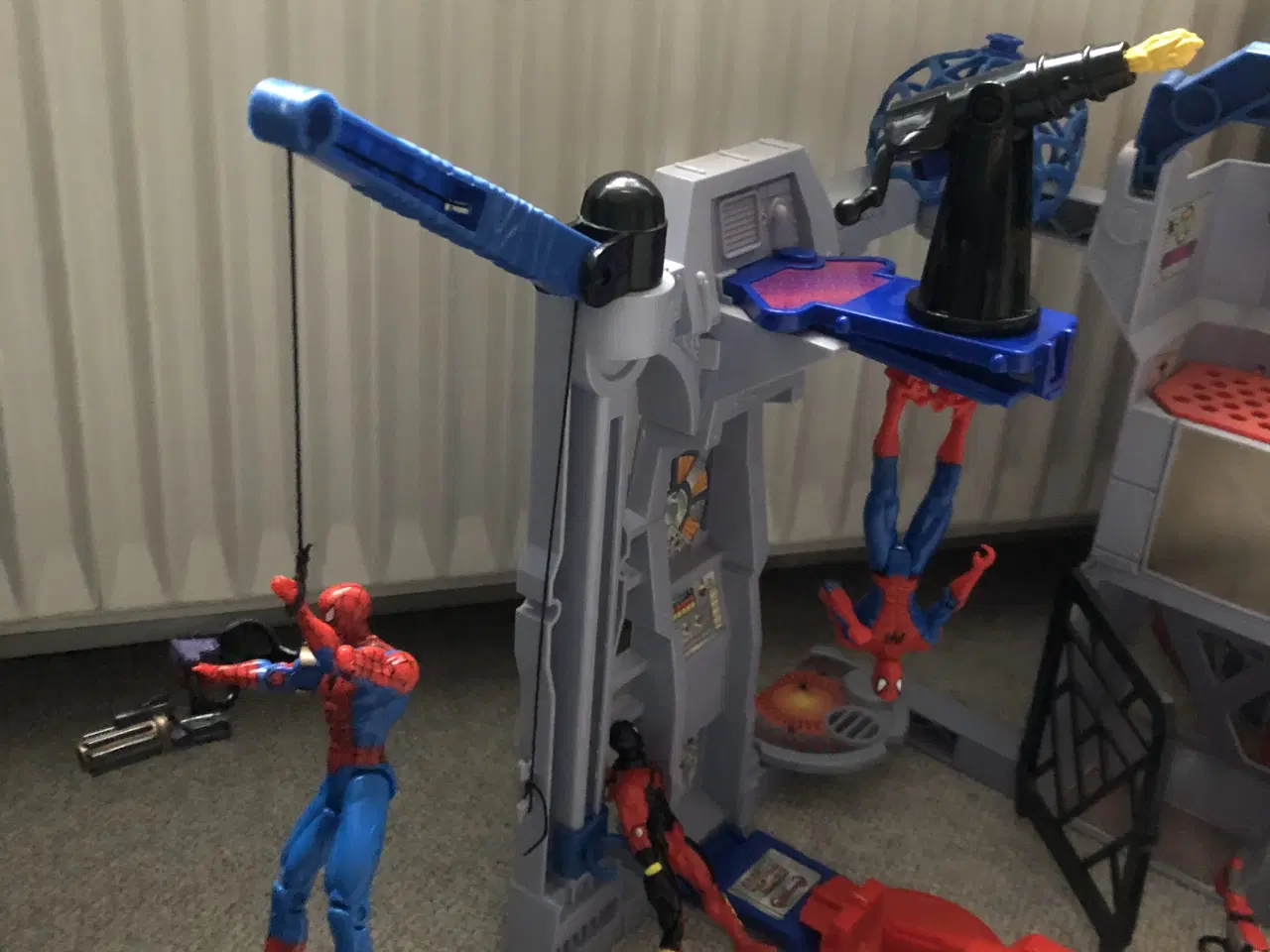 Billede 2 - Sjov Spiderman Flip-flap sælges