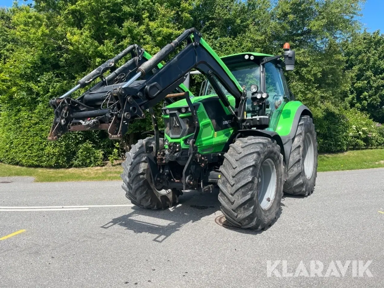 Billede 1 - Traktor DEUTZ-FAHR Agronom 6165.4 med frontlæsser