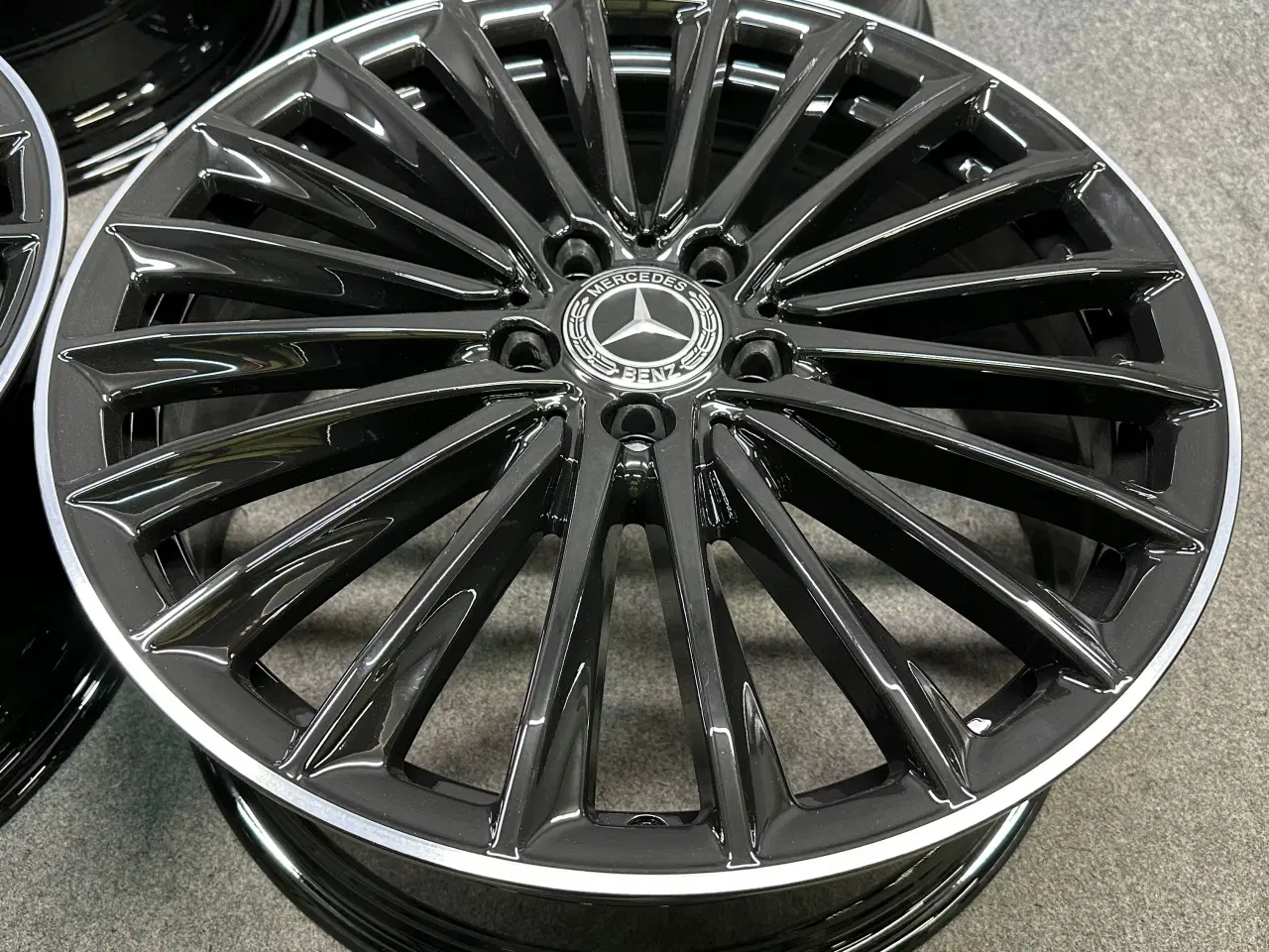 Billede 10 - MERCEDES A KLASSE A177 AMG 19 7,5Jx19"