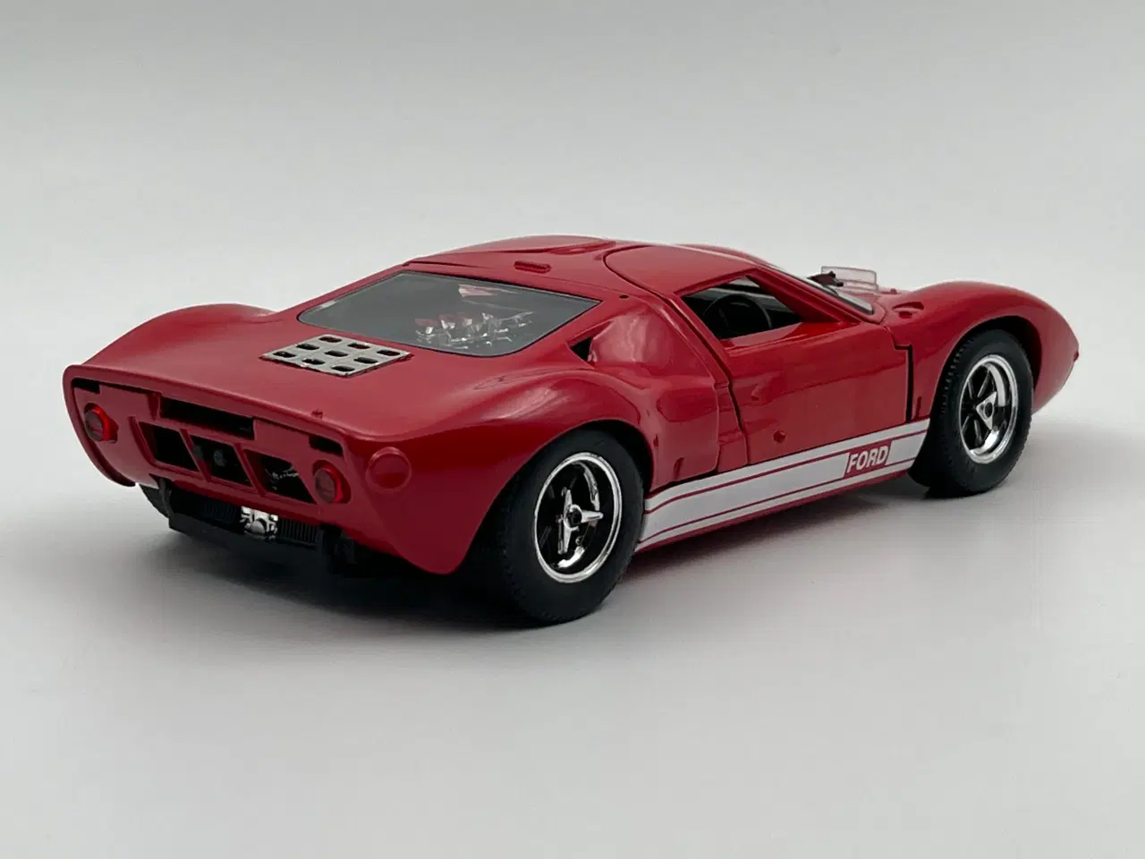 Billede 2 - 1966 Ford GT 40 - 1:18