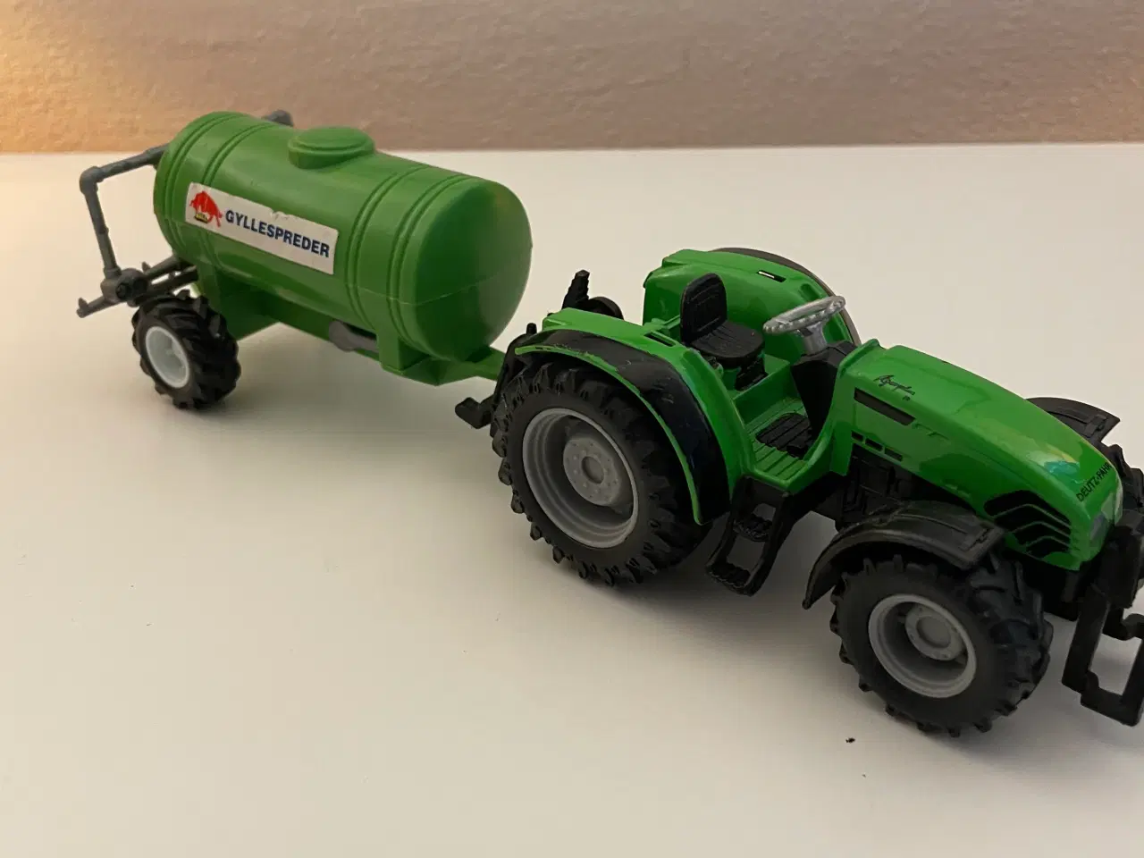 Billede 2 - Agroplus 70 deutz med gylletransporter Legetøj 