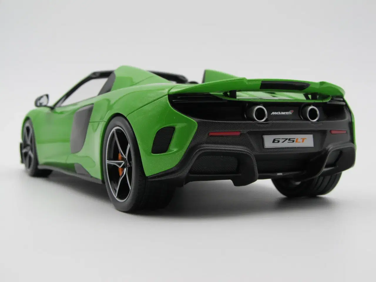 Billede 8 - 2015 McLaren 675LT Spyder - TopSpeed - 1:18