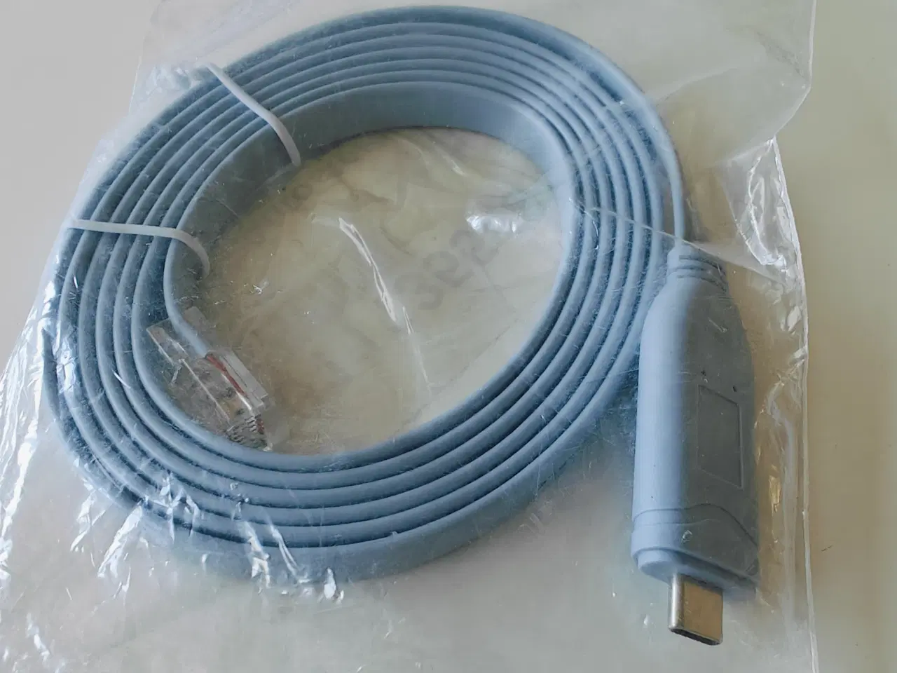 Billede 2 - 3 helt nye Cisco Console kabler.