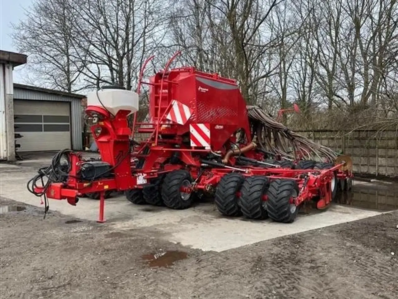 Billede 1 - Kverneland U-DRILL 6000 PLUS BUGSERET inkl frøsåudstyr