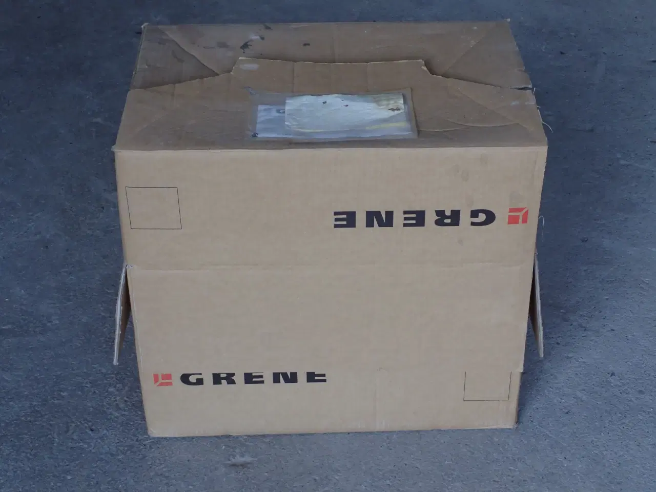 Billede 11 - Drikketrug La Buvette Biglac med svømmer        