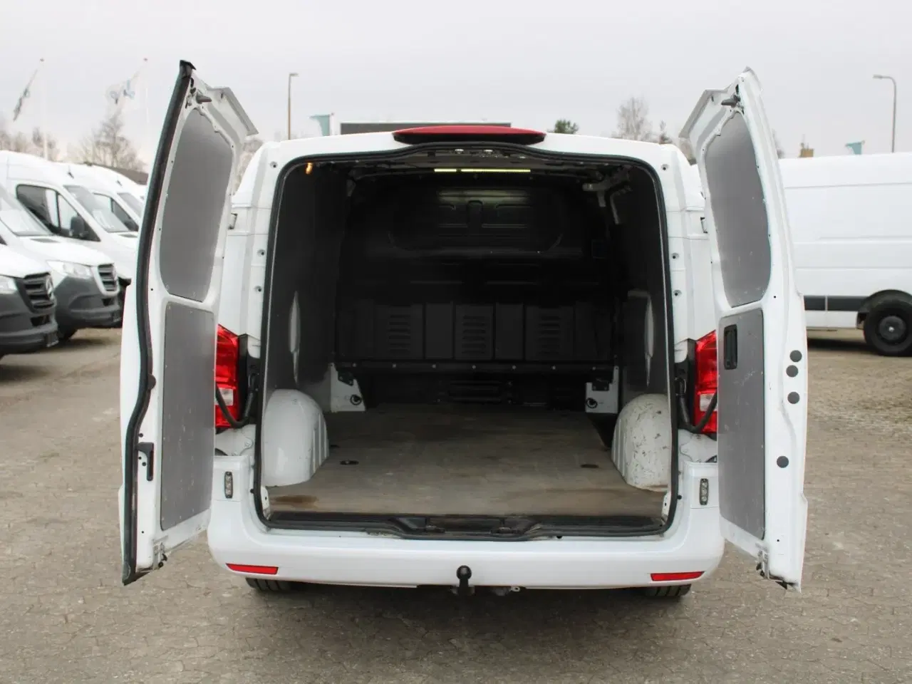 Billede 11 - Mercedes Vito 114 2,0 CDi Kassevogn aut. L RWD