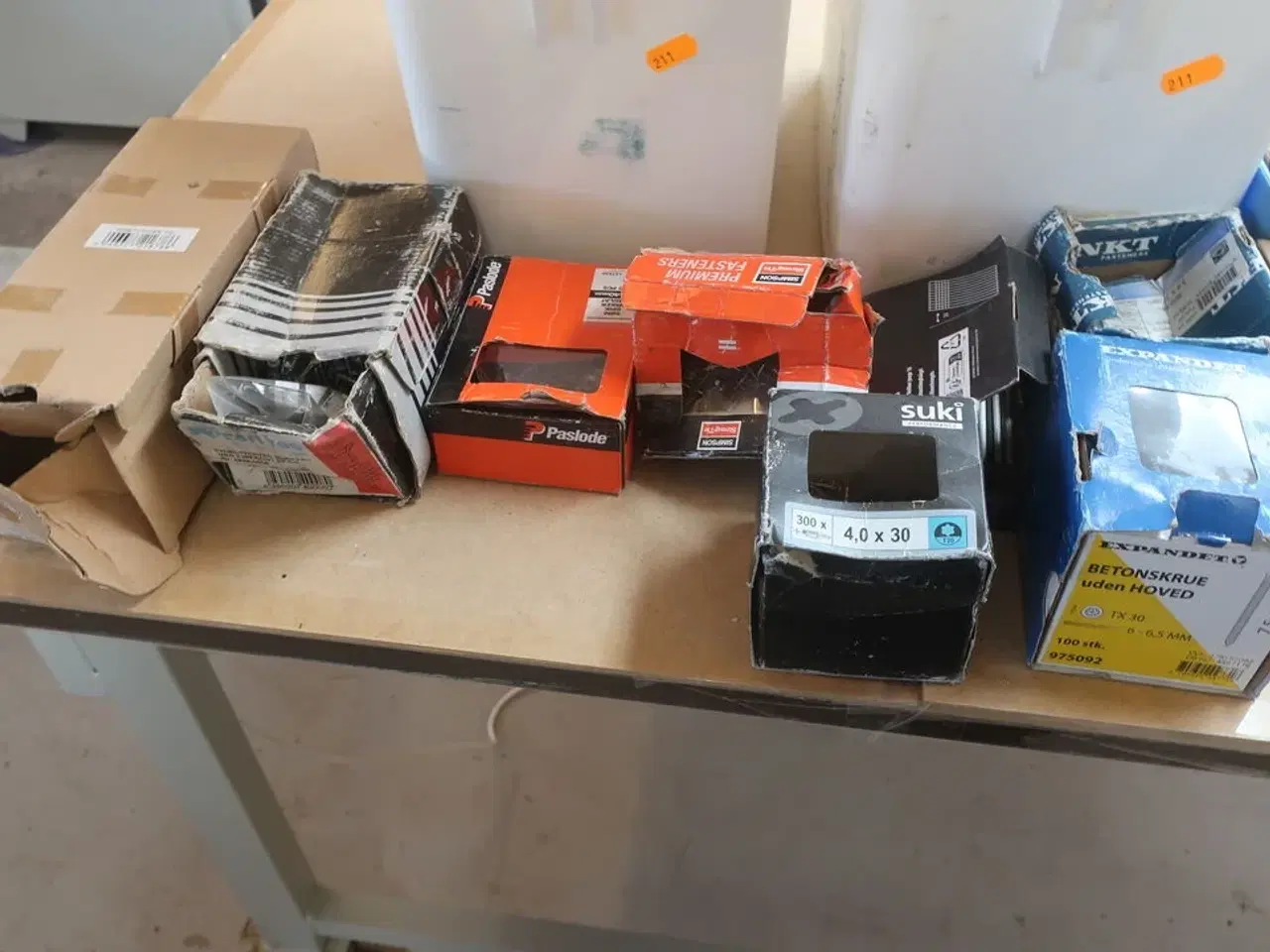 Billede 4 - Værktøj, skruer, glasbånd m.m.