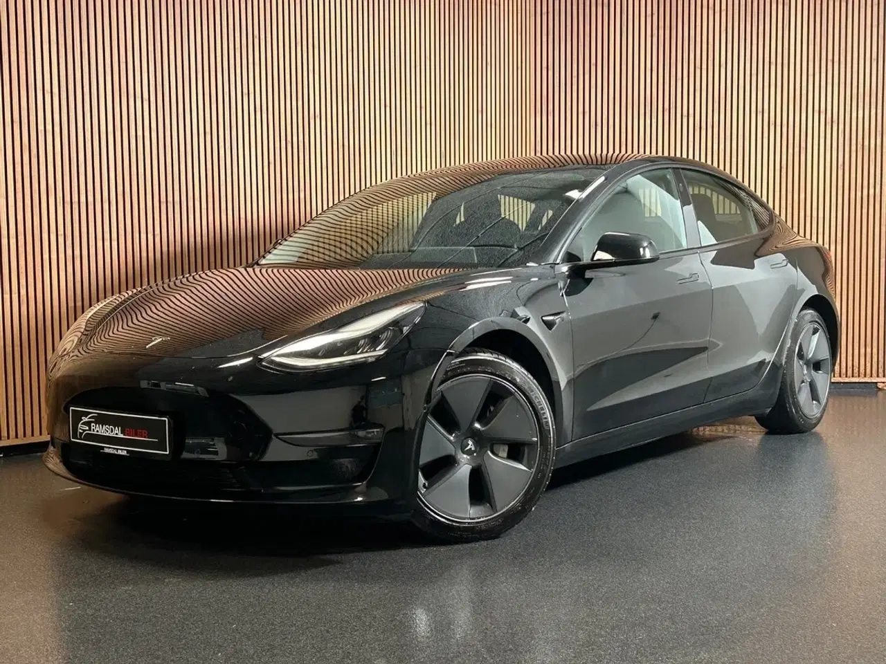 Billede 1 - Tesla Model 3  Long Range AWD