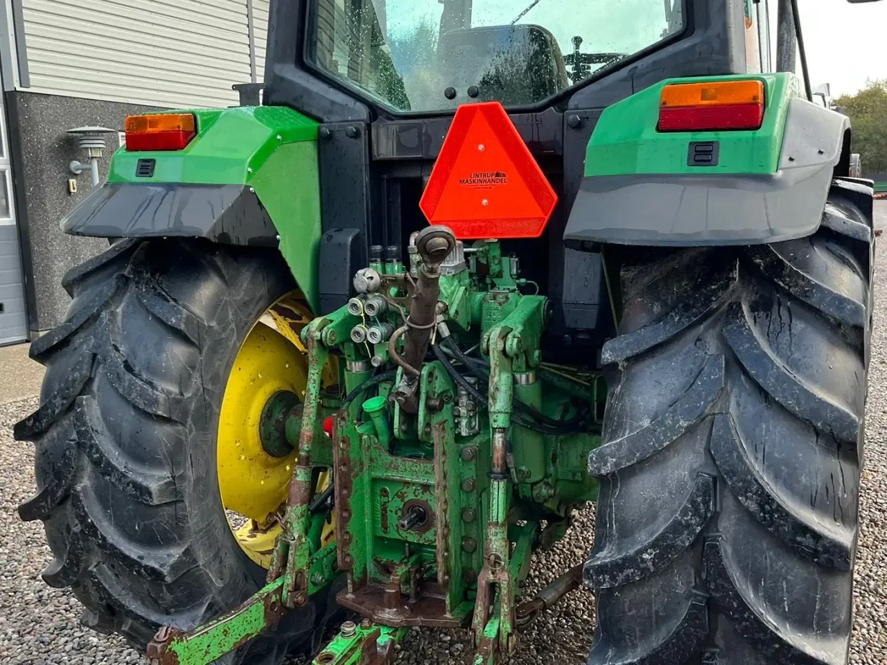Billede 6 - John Deere 6506 Med frontlæsser og vendegear ved rattet samt nye fordæk