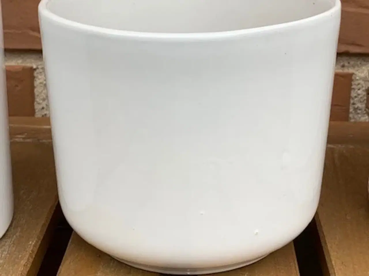 Billede 3 - Hvide urtepotteskjulere - retro