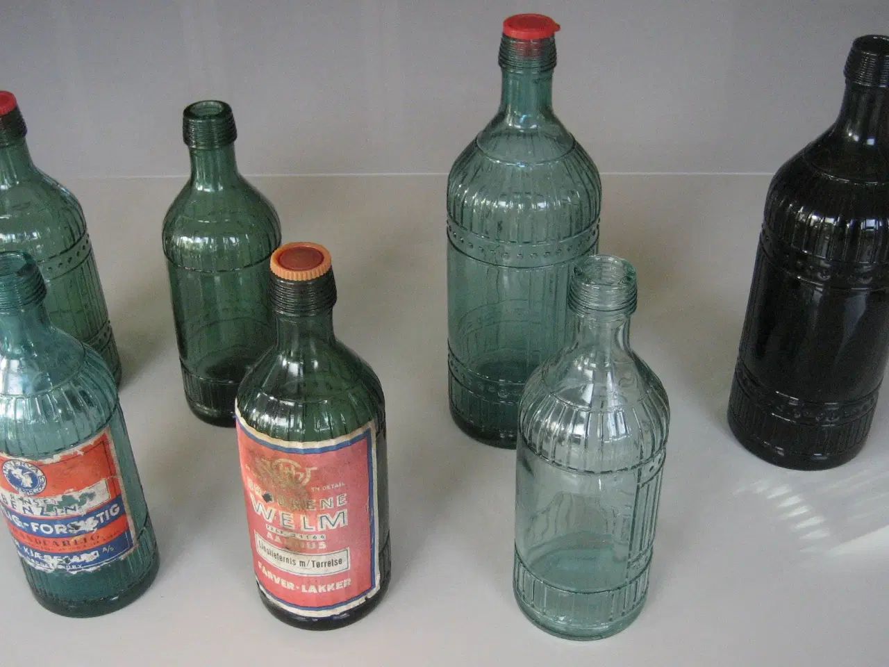 Billede 1 - Flotte gamle kemikalieflasker