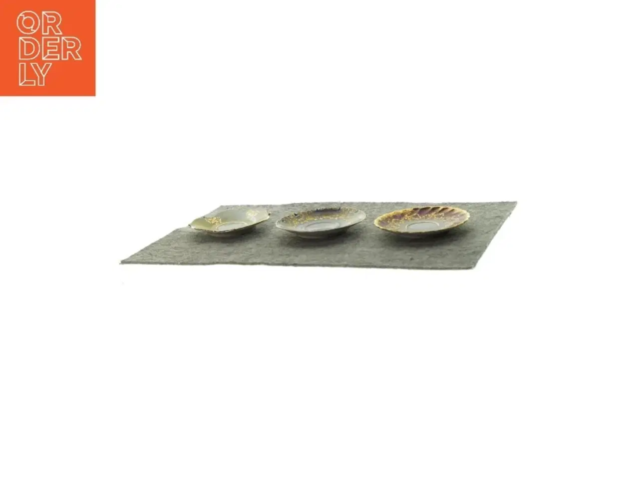 Billede 3 - Forskellige underkopper 3 stk. (str. 12 CM)