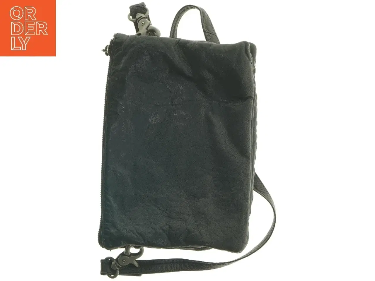 Billede 4 - Sort skuldertaske i læderlook (str. 23 x 16 cm)