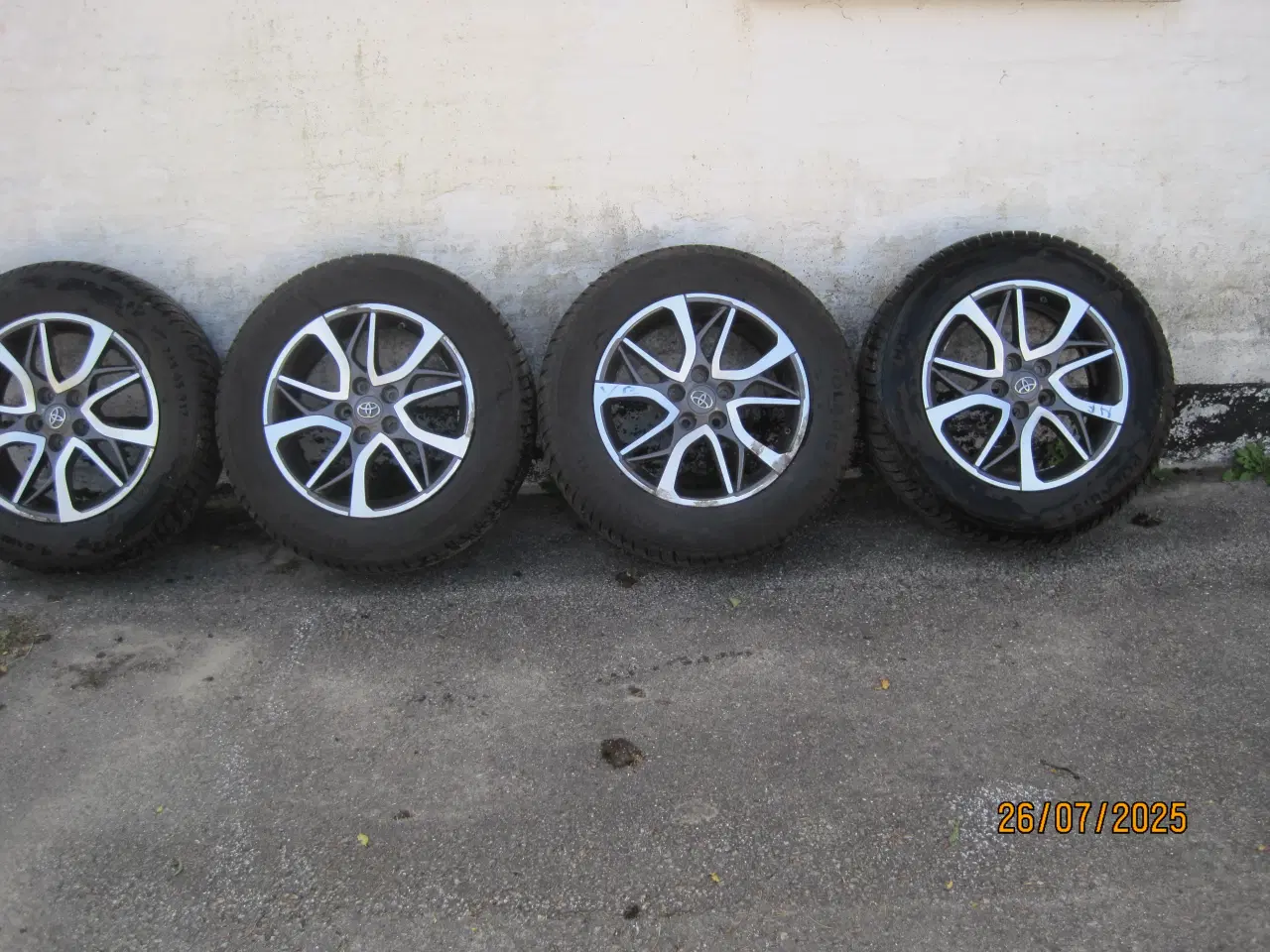Billede 1 - Toyota RAV4 Vinterhjul 225-65-R17 100H 