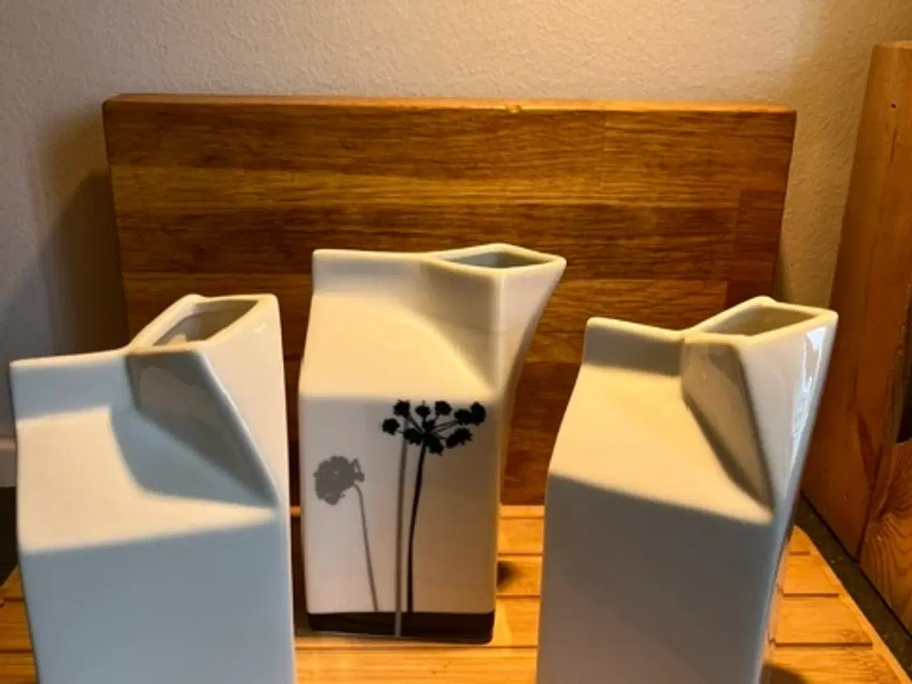 Billede 1 - Vase-trio 2 Seletti & 1 Zone - ½ liter mælkekarton