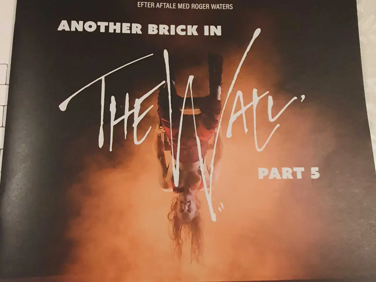 Billede 4 - Another brick in the wall