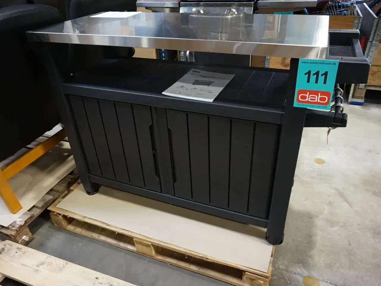 Billede 4 - Keter Unity XL  multifunktionelt udendørsbord til grill