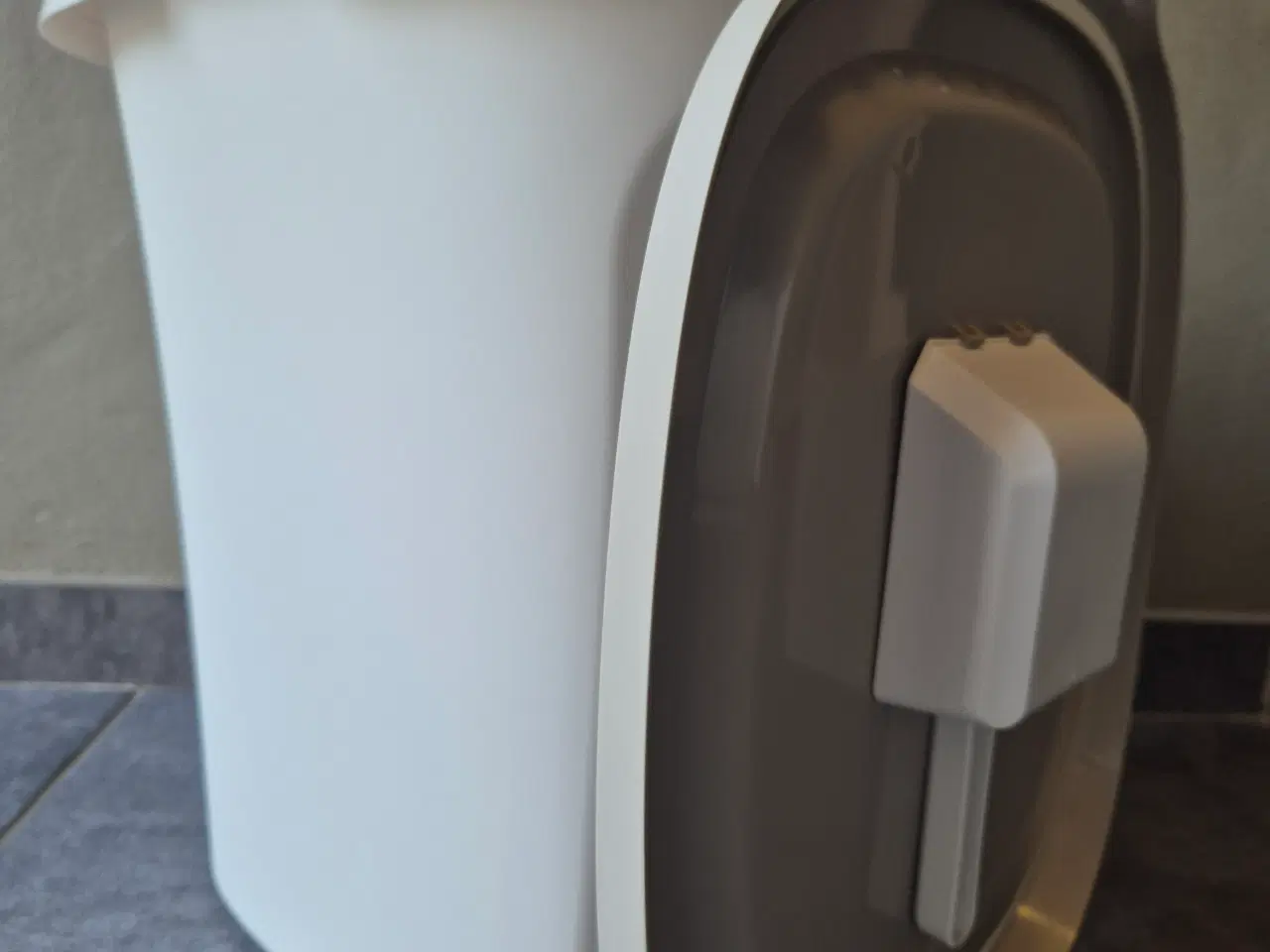 Billede 3 - Foderspand  38 liter