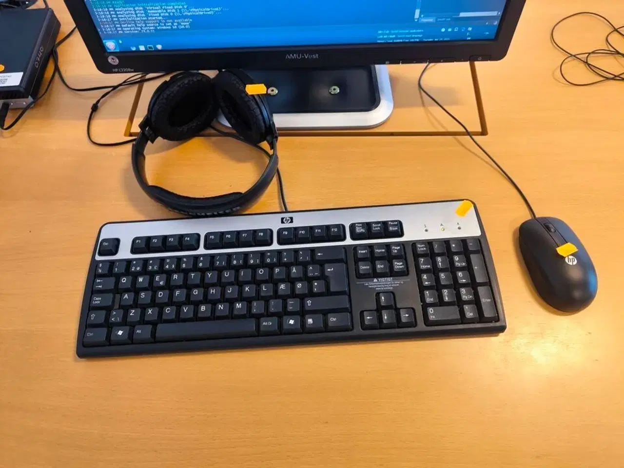 Billede 2 - Skærm 22" m. tastatur HP L2206w (PC medfølger ikke)