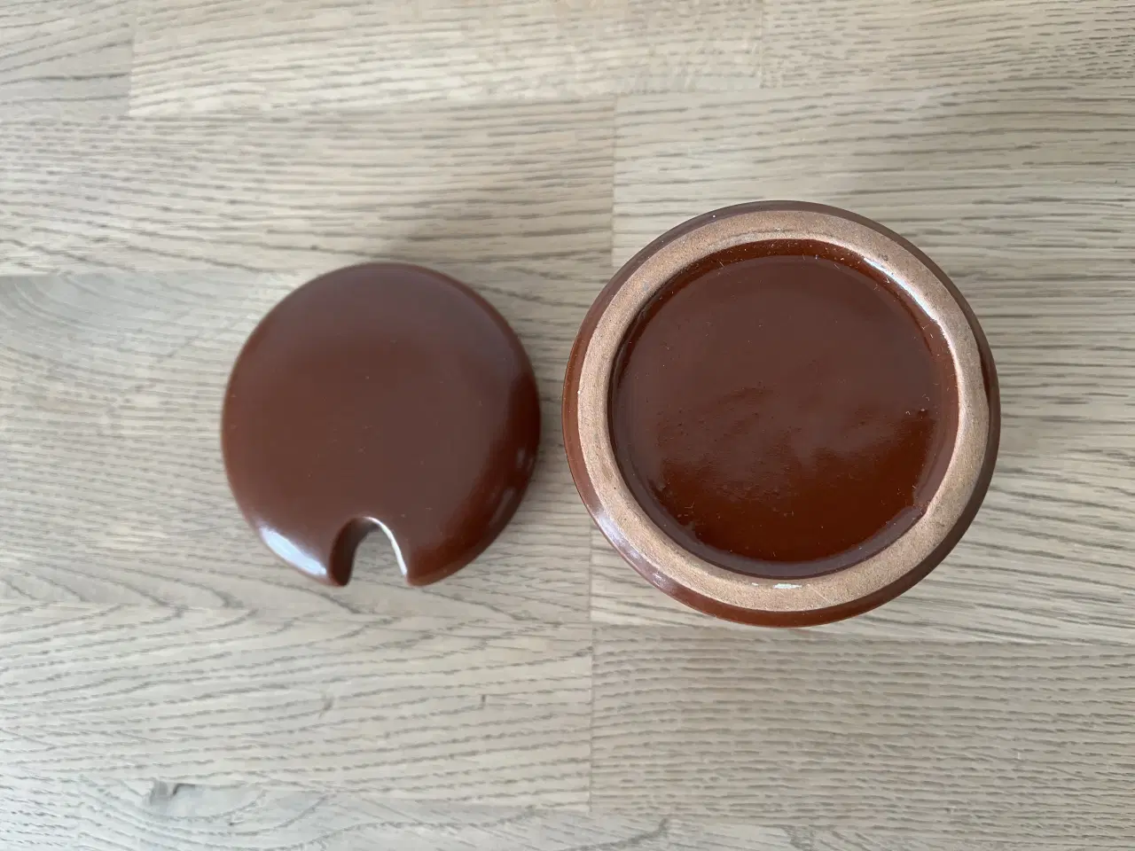 Billede 4 - Brun retro marmeladekrukke med låg