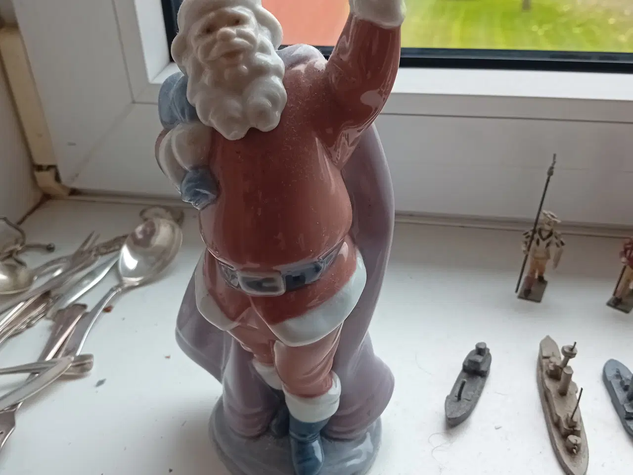 Billede 1 - Spansk håndlavet Lladro julemand i porcelæn.