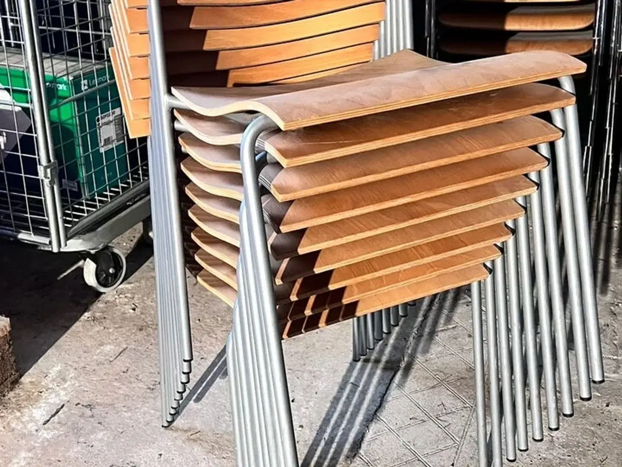 Billede 6 - 9 stk. stabelstole, LAMMHULT