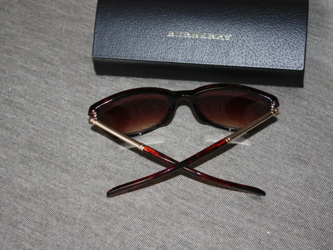 Billede 2 - Burberry dame solbriller 2573