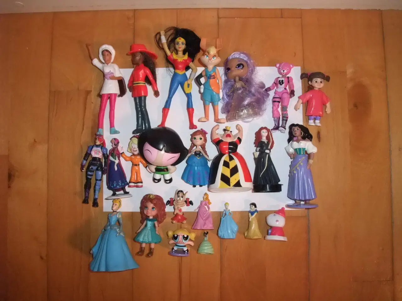 Billede 2 - Dame/Pige Figurer