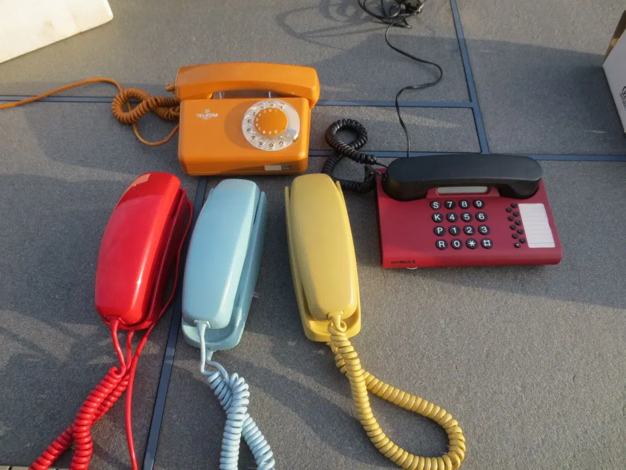 Billede 1 - Retro telefoner