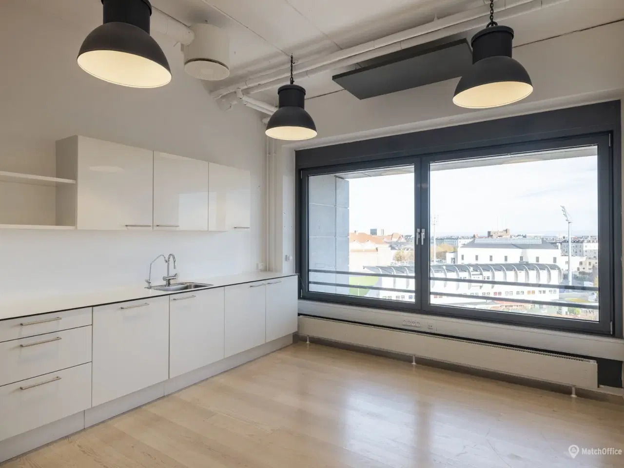 Billede 8 - Med kontor i Parken kan I spille bold med de bedste