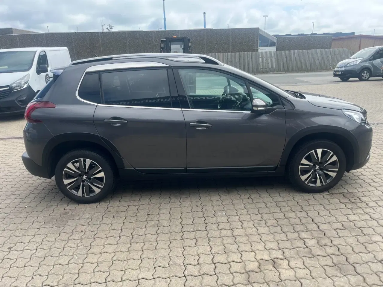 Billede 7 - Peugeot 2008 1,6 BlueHDi 100 Allure Sky