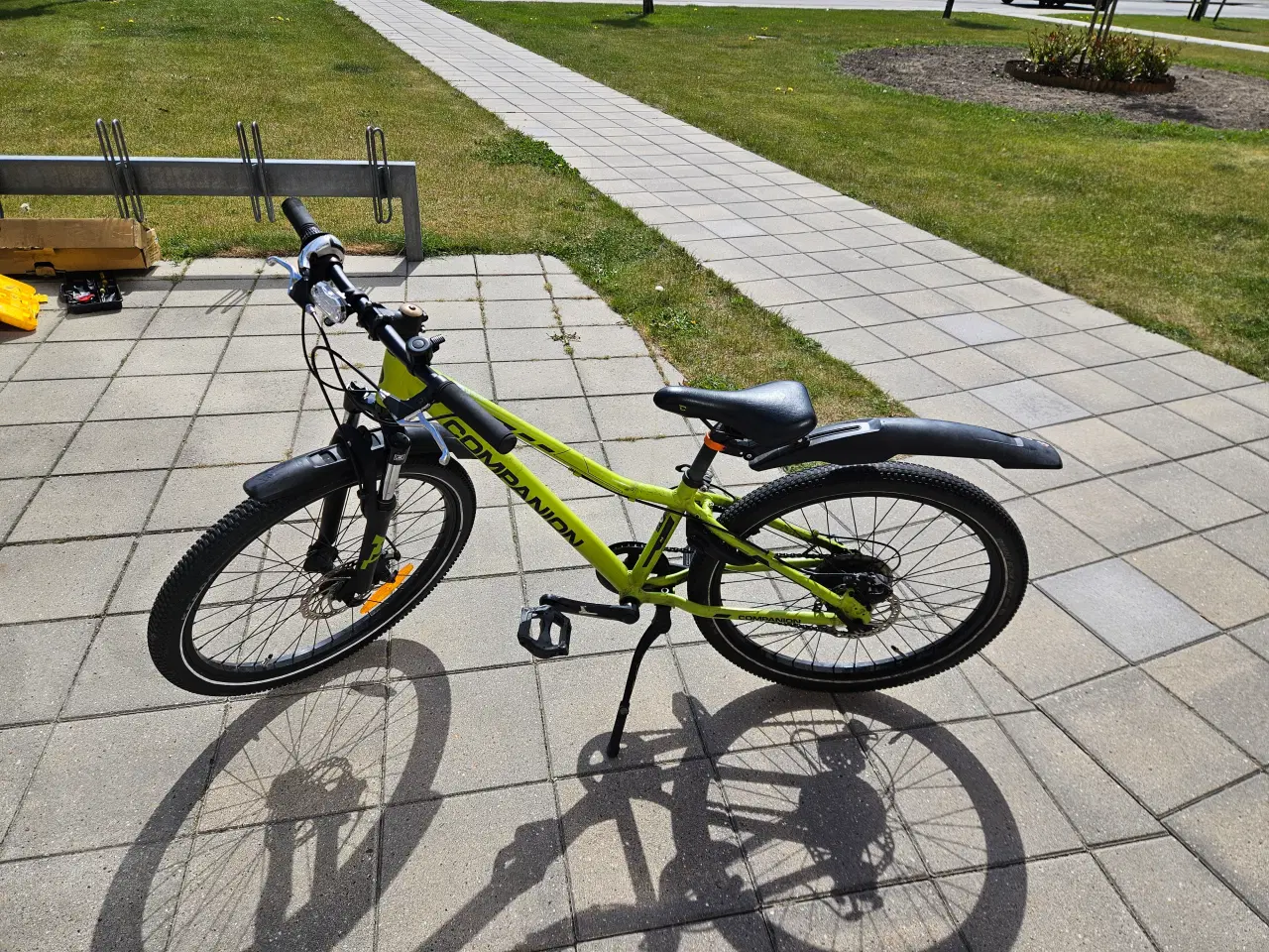 Billede 2 - Companion juniorcykel 24" limegrøn