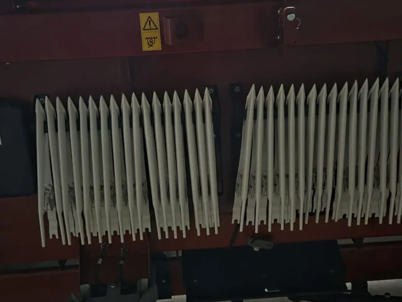 Billede 5 - Case IH 8250 Axial-Flow med 35fod Varicut skærebord. Dansk maskine