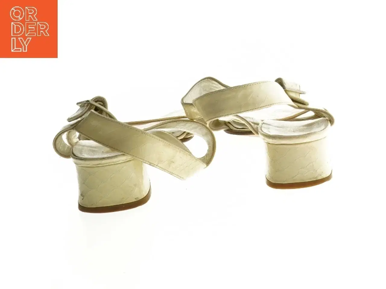 Billede 3 - Brugte beige sandaler fra Bruno Magli (str. 37,5)