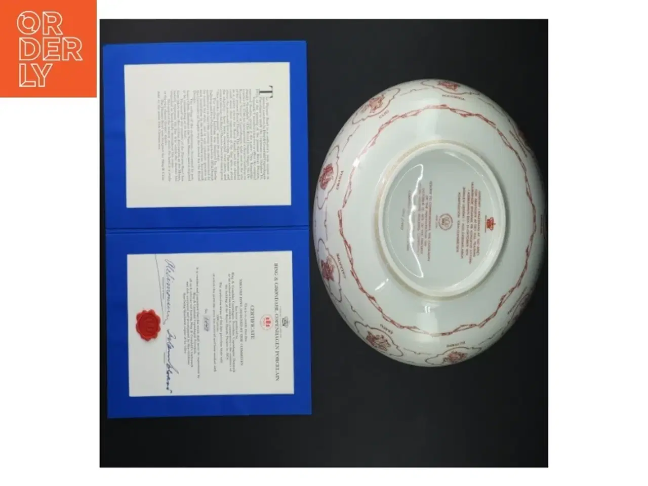 Billede 3 - Bing & Grøndahl limited edition skål, for 100-året for det kongelige teater (str. Ø 27 cm)