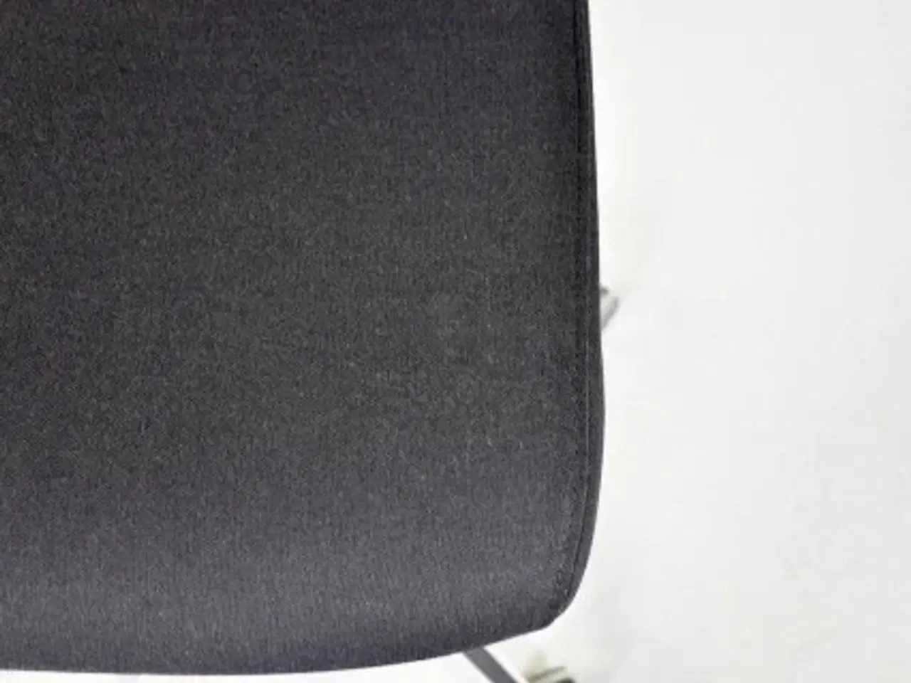 Billede 6 - Duba b8 kontorstol med høj ryg, sort polster og blankt stel