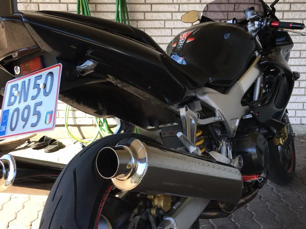 Billede 1 - Honda VTR1000 firestorm 